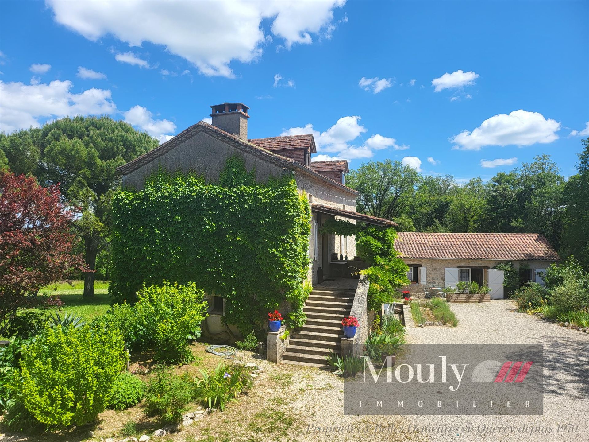 Maison à vendre, 380m², Saint-Cirq-Lapopie