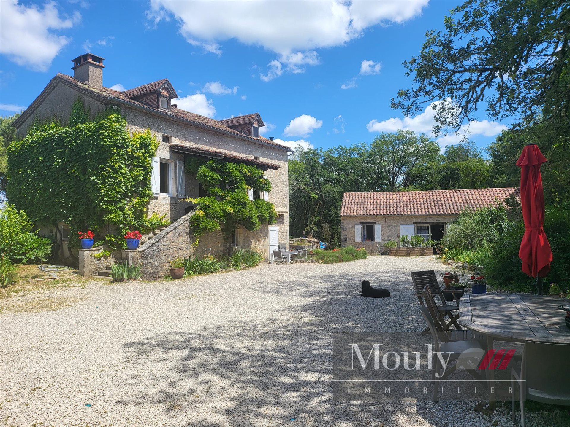 Maison à vendre, 380m², Saint-Cirq-Lapopie