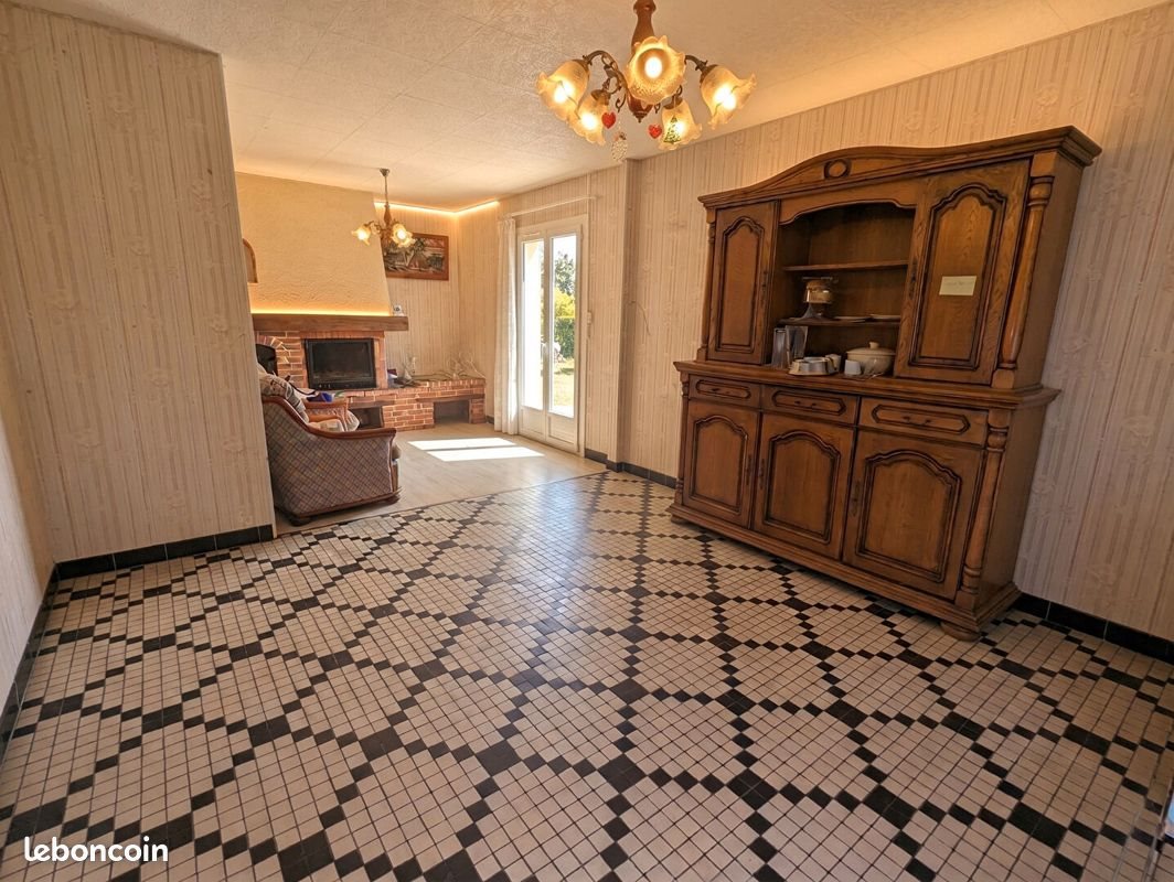 Maison à vendre, 82m², Montrésor