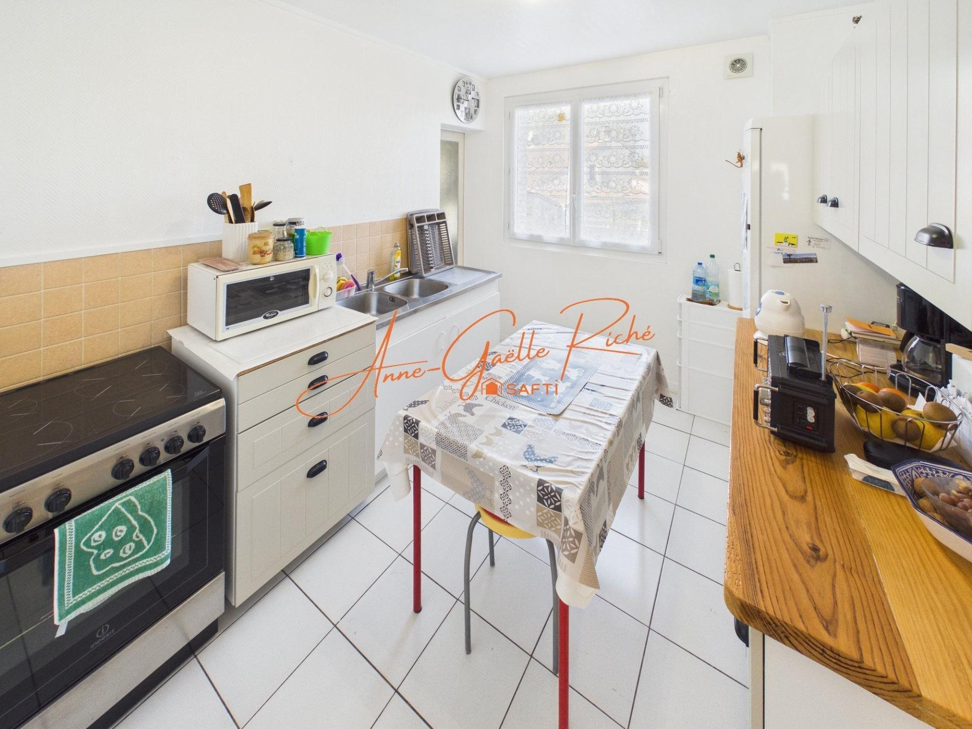 Appartement à vendre, 68m², Rochefort