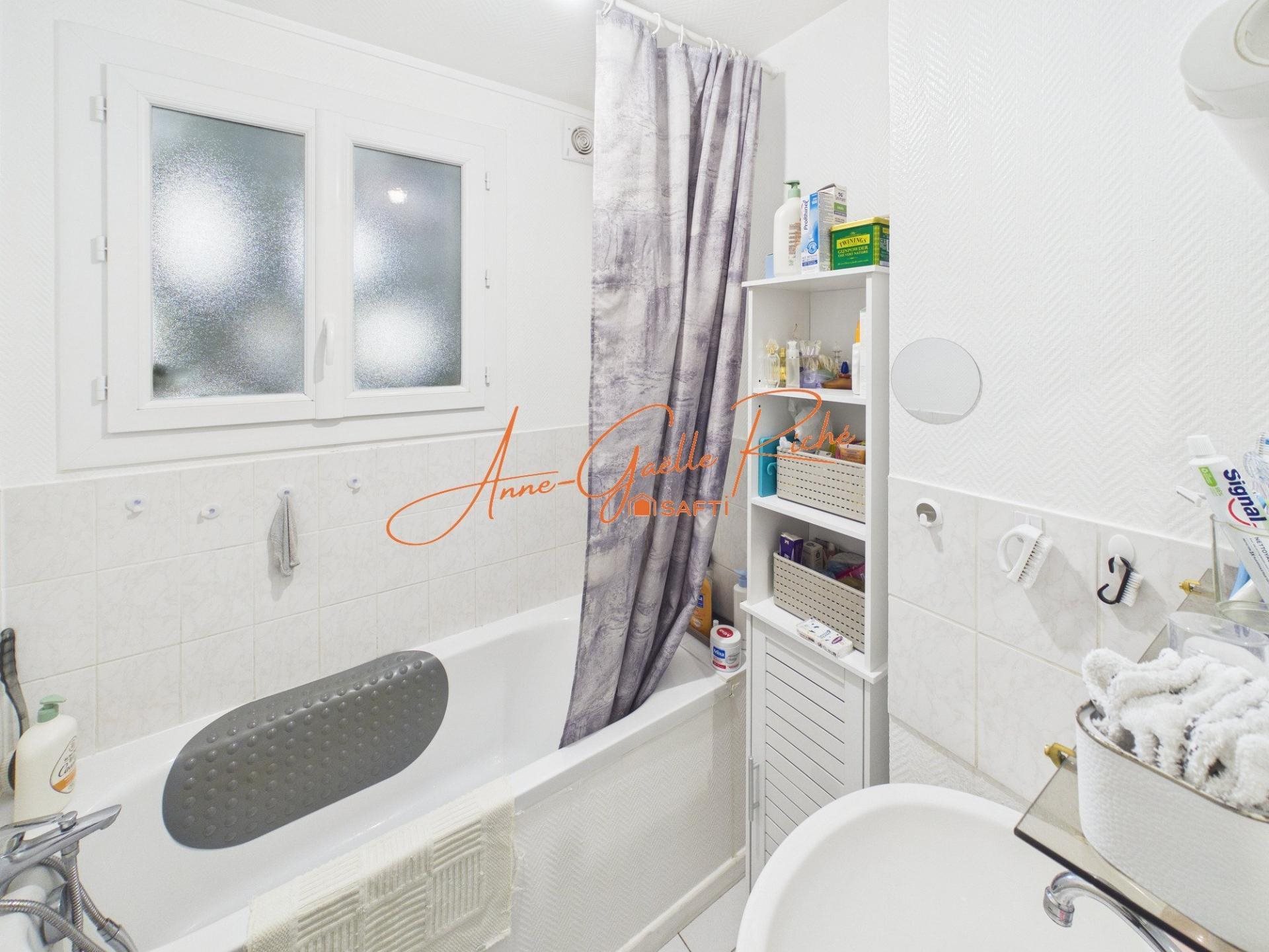 Appartement à vendre, 68m², Rochefort