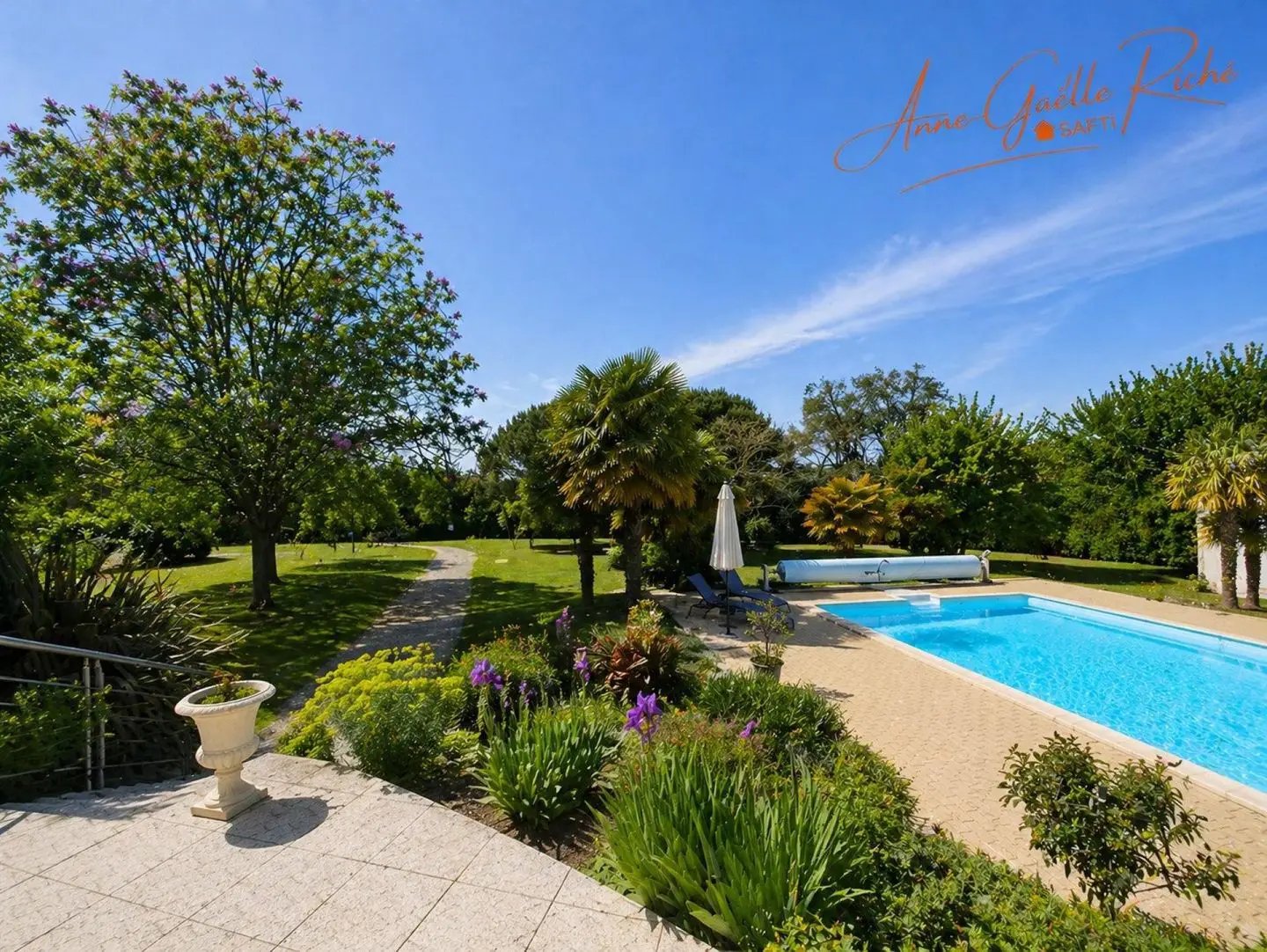 Maison à vendre, 312m², Saint-Savinien