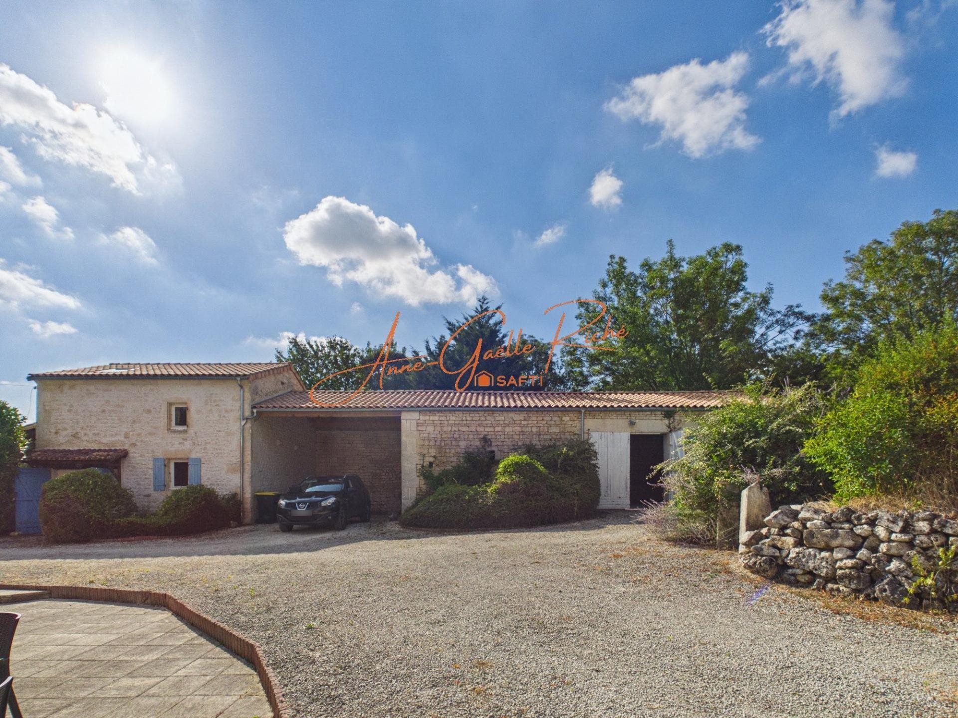 Maison à vendre, 333m², Saint-Porchaire