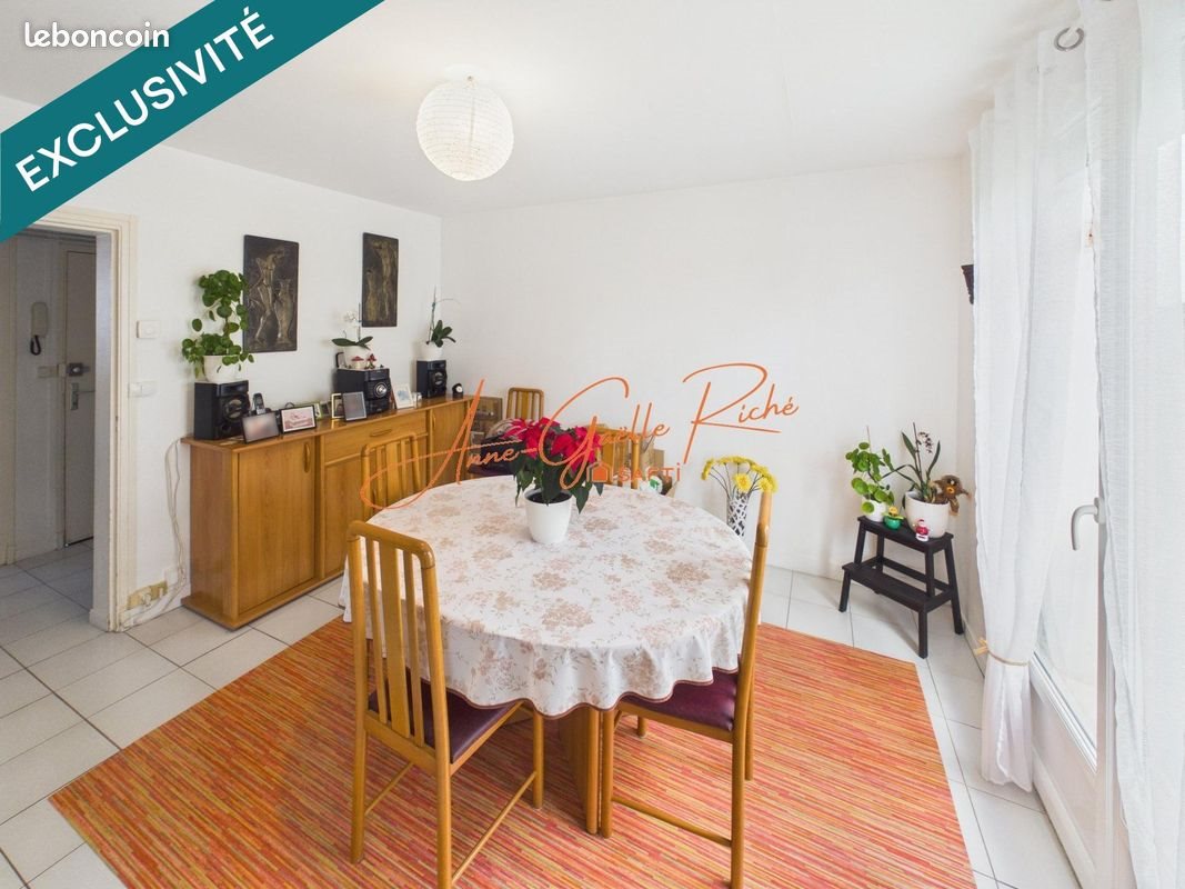 Appartement à vendre, 70m², Rochefort