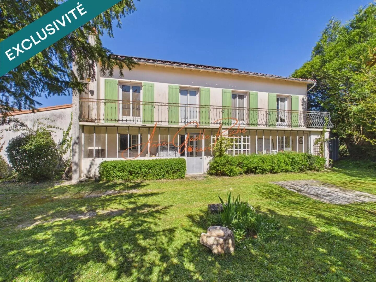 Maison à vendre, 176m², Saint-Georges-des-Coteaux