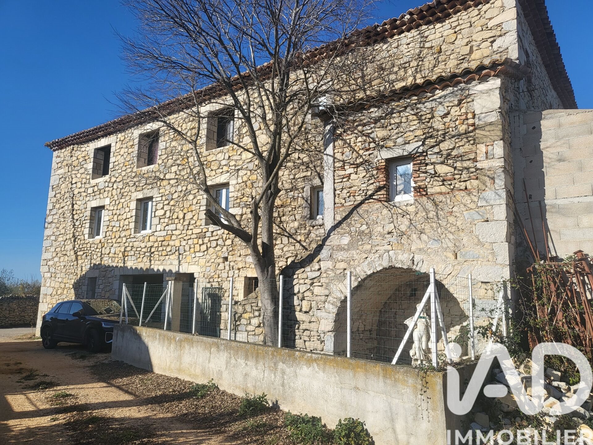 Maison à vendre, 180m², Lussan