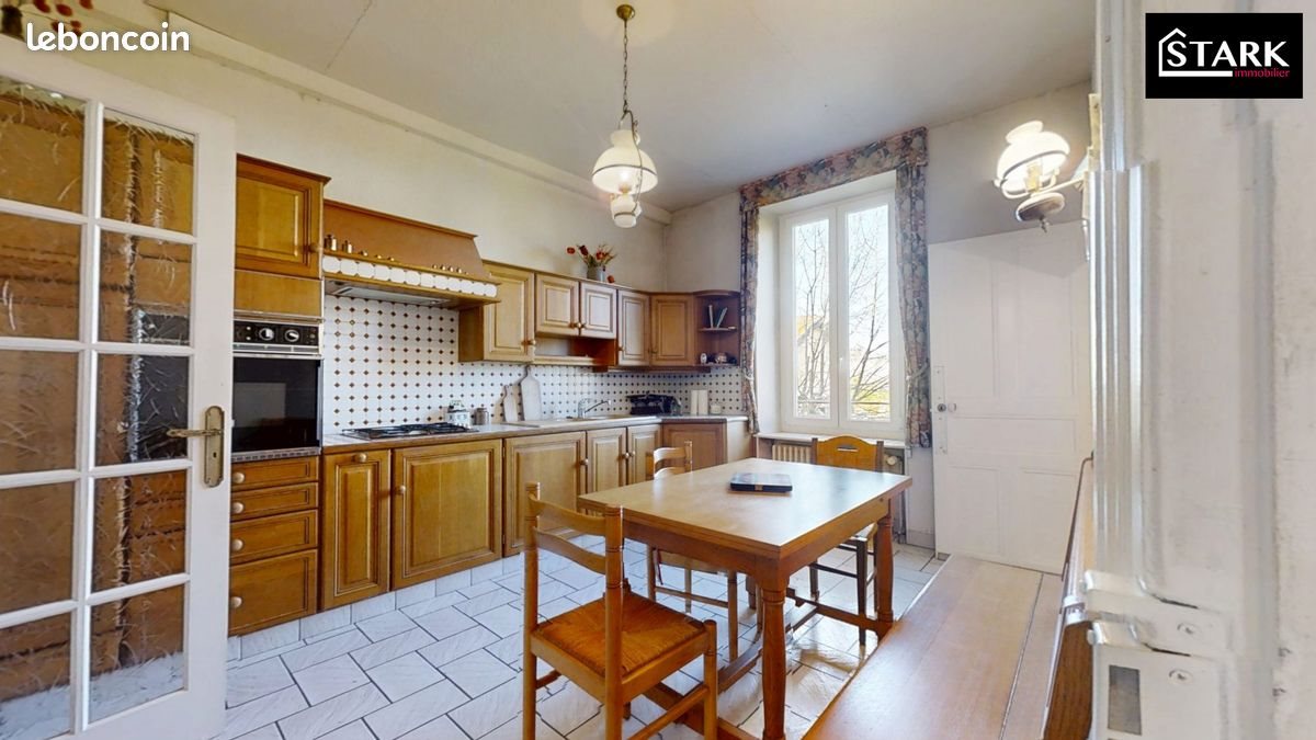 Maison à vendre, 140m², Lure