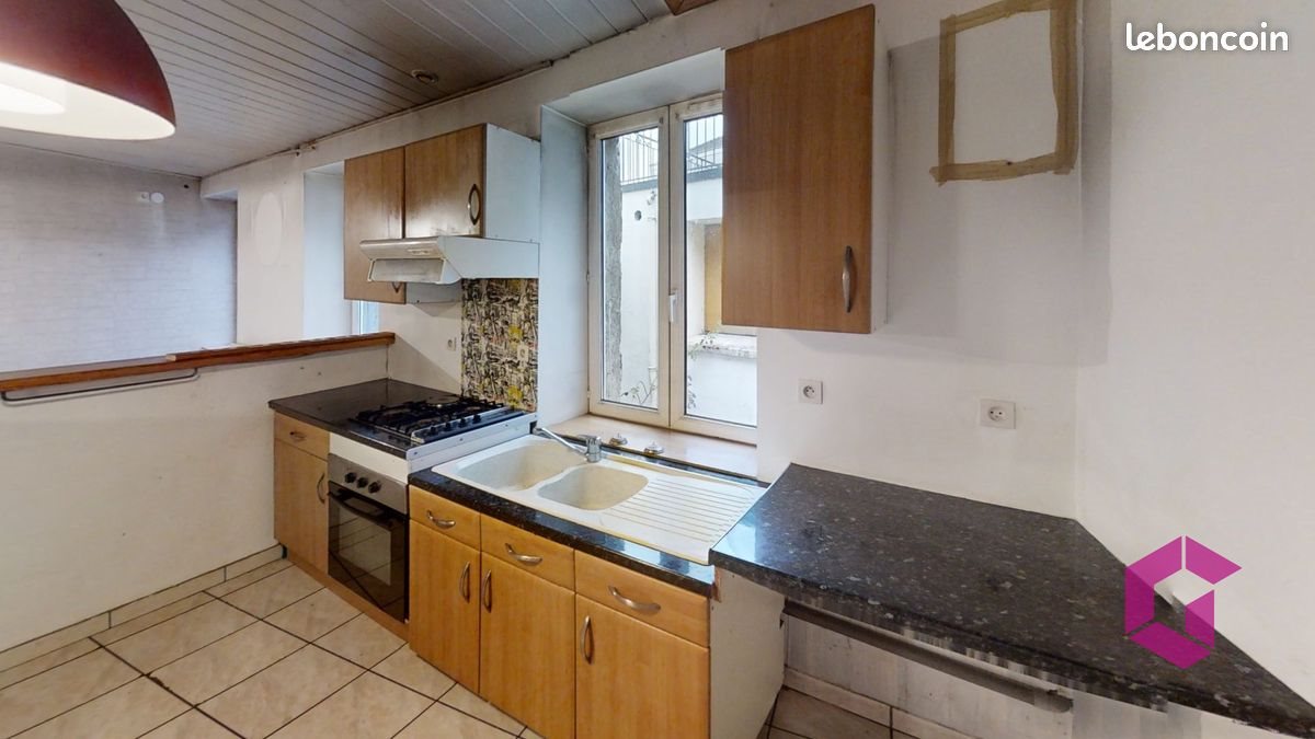 Maison à vendre, 190m², Dunières