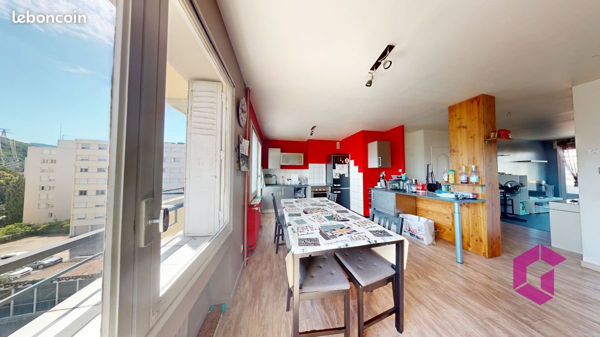 Appartement à vendre, 77m², Saint-Étienne
