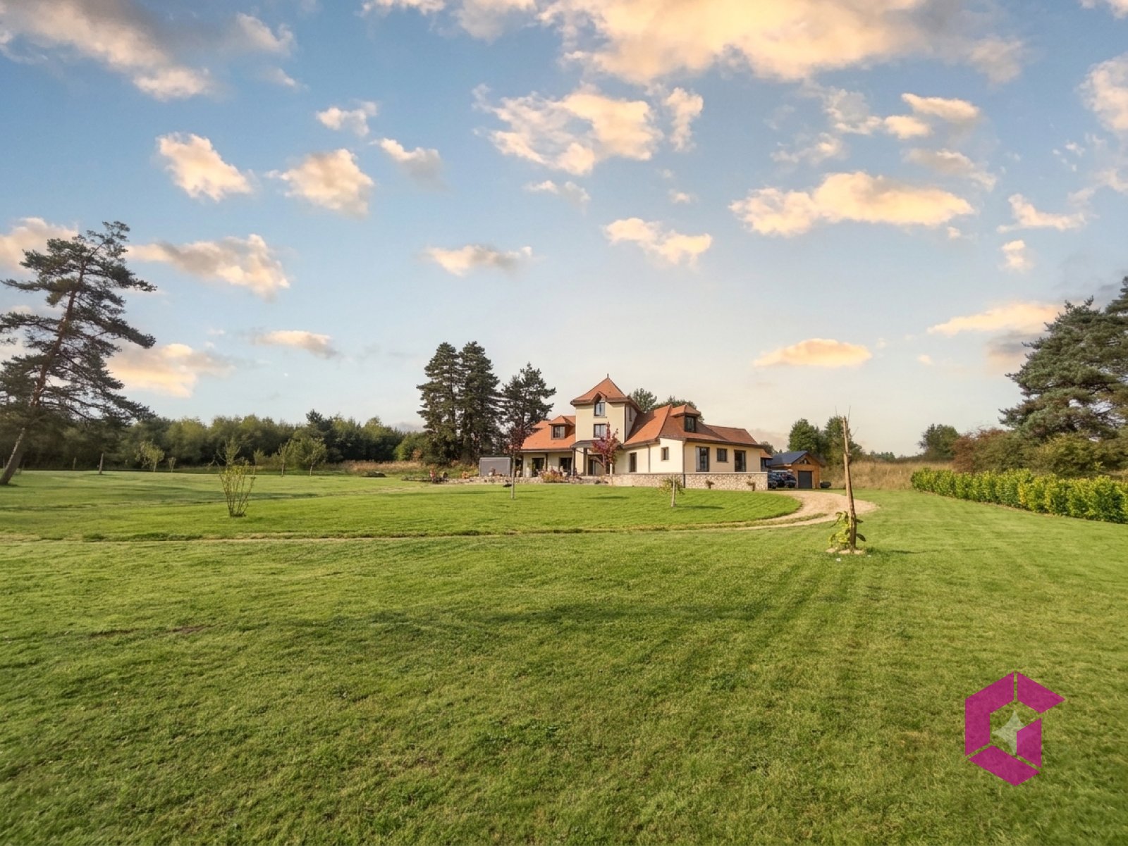 Maison à vendre, 225m², Saint-Alyre-d'Arlanc