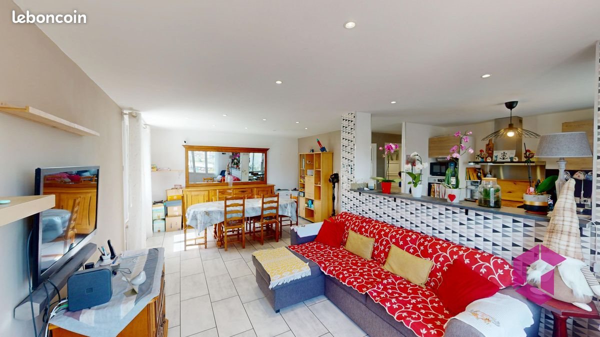 Maison à vendre, 108m², Unieux