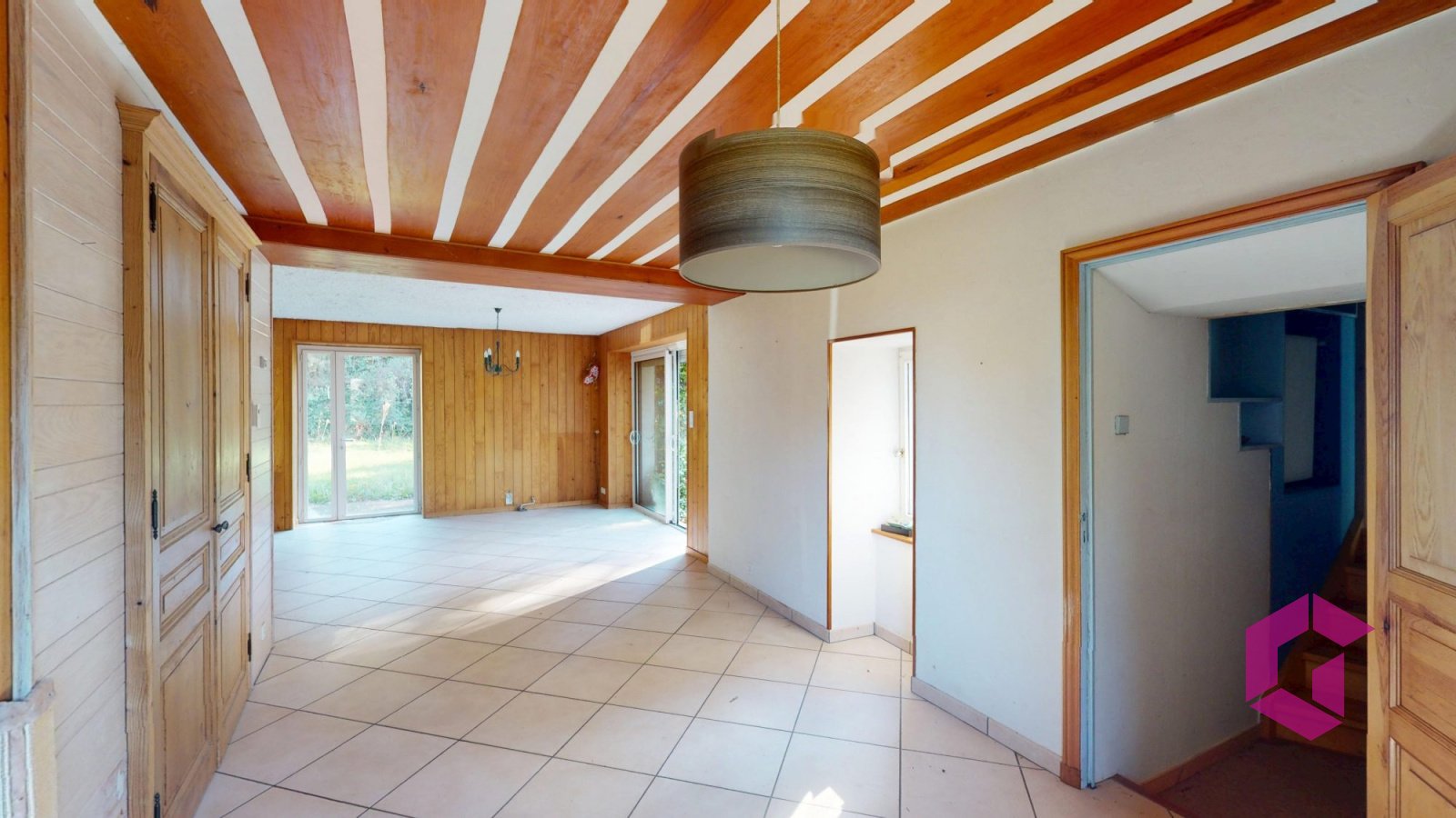 Maison à vendre, 205m², Le Chambon-Feugerolles
