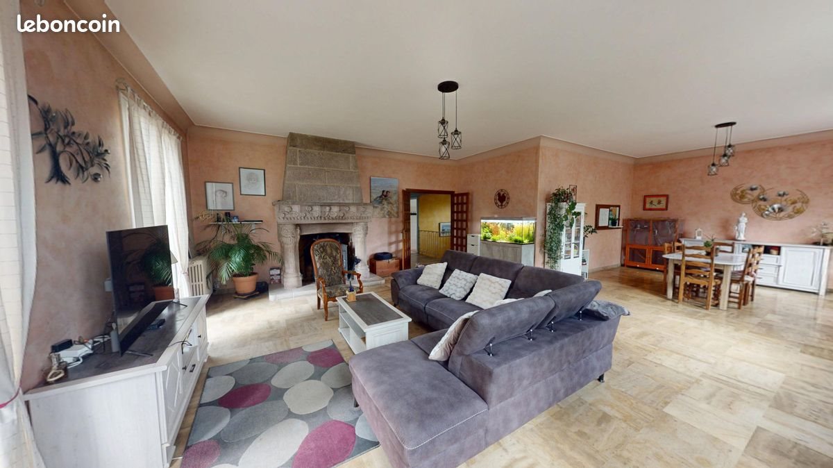 Maison à vendre, 218m², Craponne-sur-Arzon