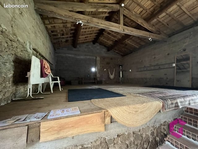 Maison à vendre, 179m², Vertolaye
