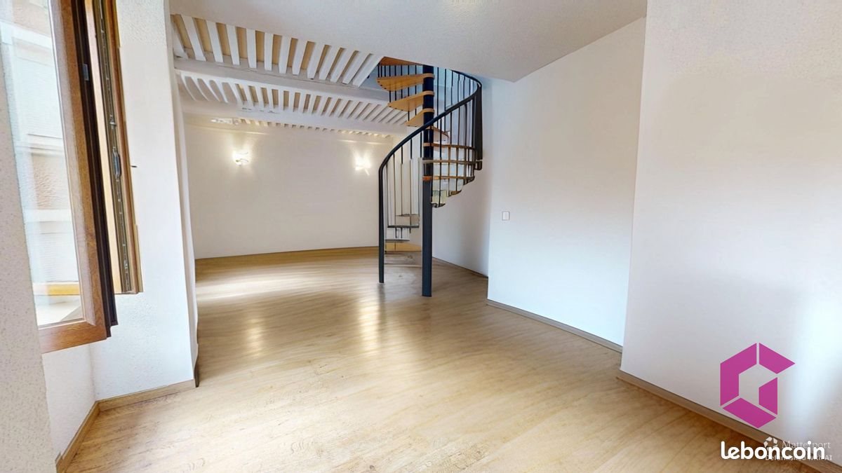 Maison à vendre, 75m², Saint-Floret