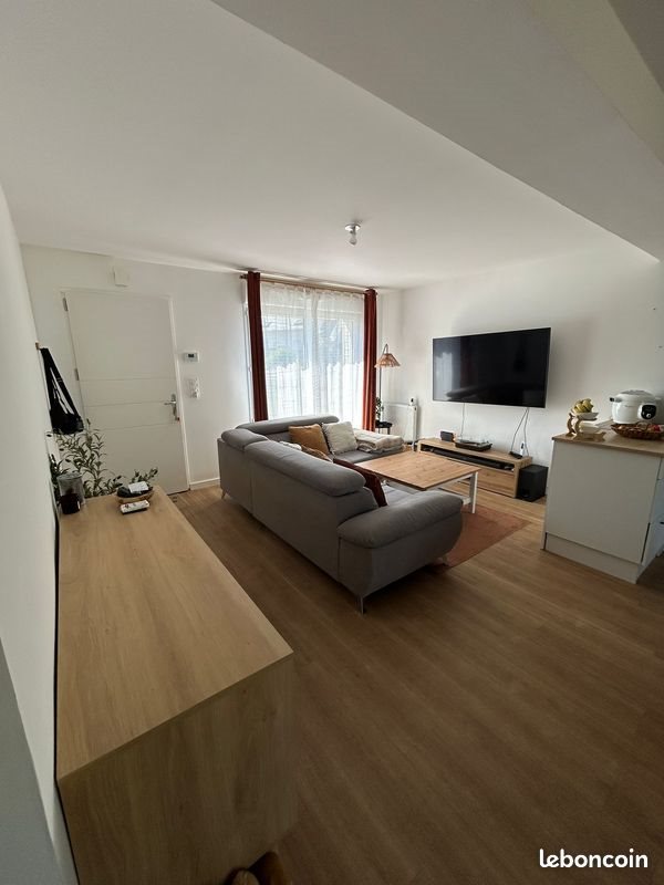 Maison à louer, 80m², Saint-Ouen-du-Tilleul