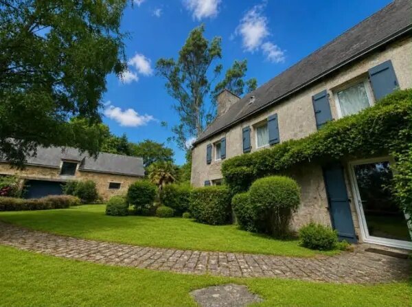 Maison à vendre, 221m², Moëlan-sur-Mer