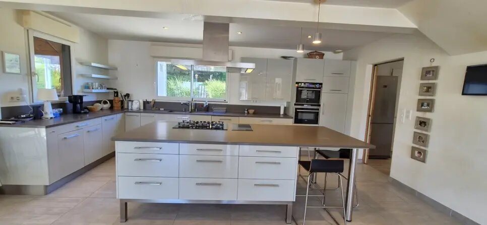 Maison à vendre, 245m², La Forêt-Fouesnant