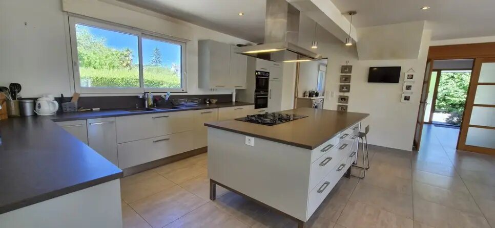 Maison à vendre, 245m², La Forêt-Fouesnant