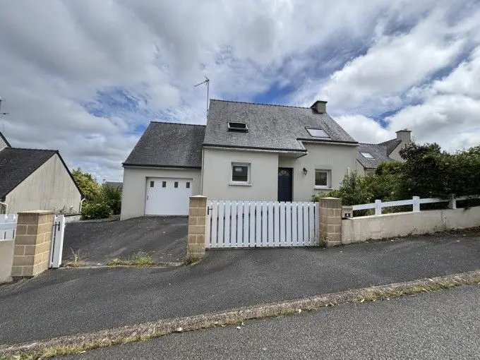 Maison à louer, 95m², Pluguffan