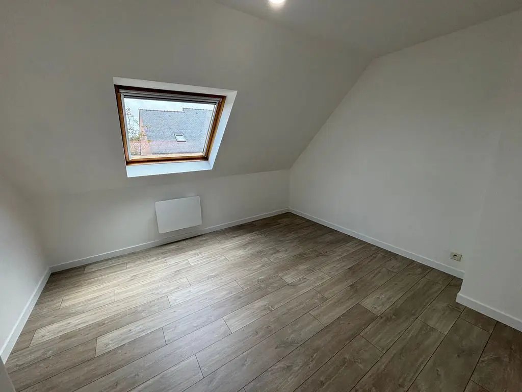 Maison à louer, 95m², Pluguffan