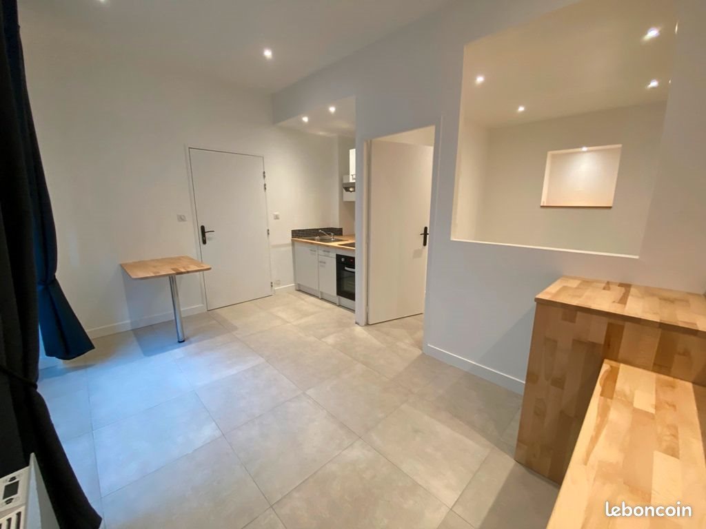 Appartement à louer, 25m², Quimper