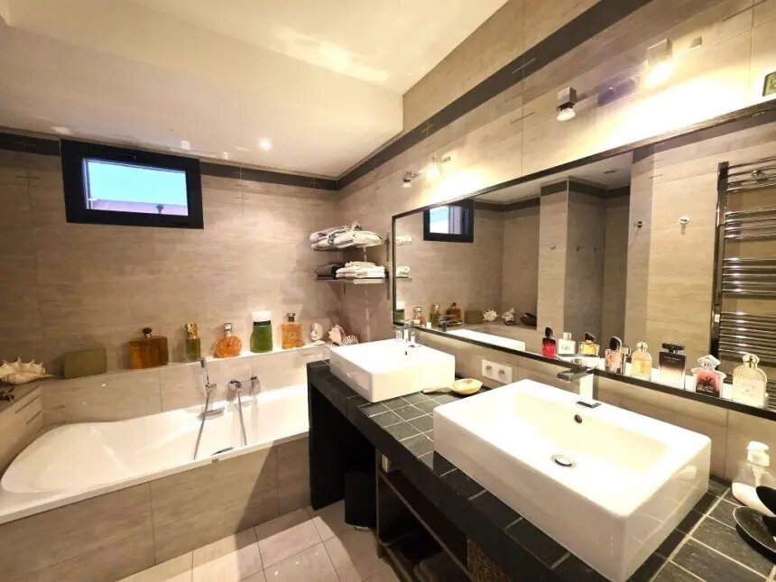 Maison à vendre, 265m², Pont-l'Abbé
