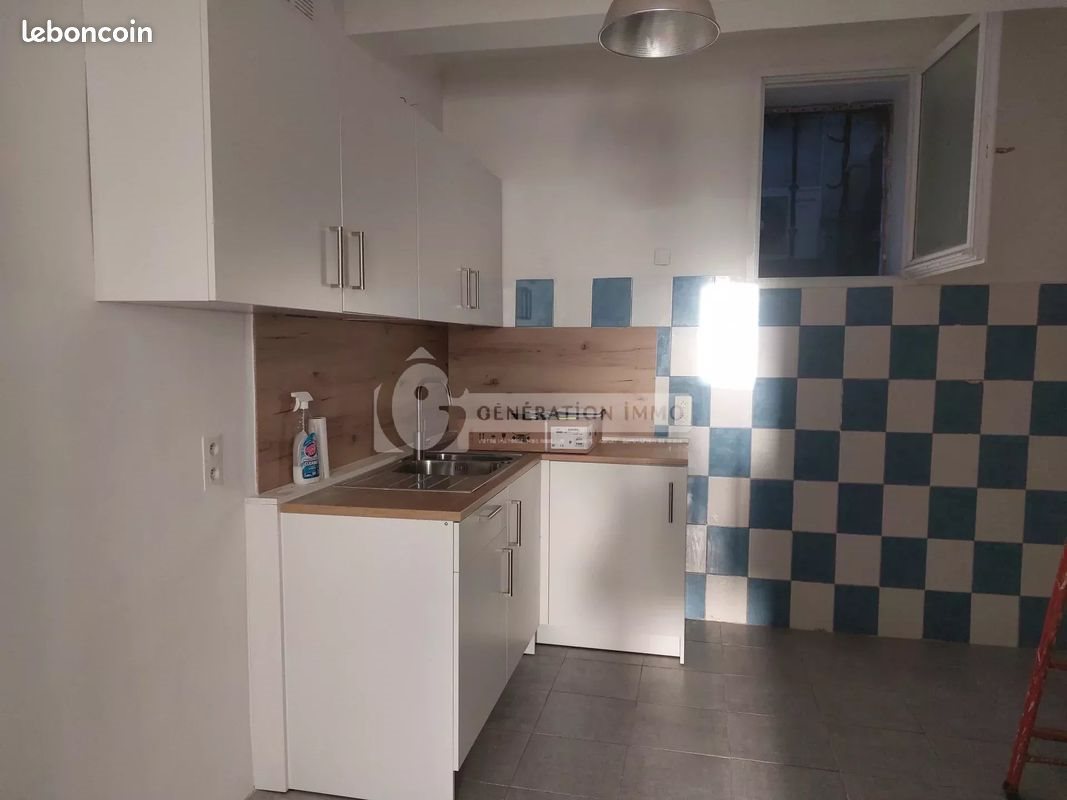 Maison à louer, 86m², Arles