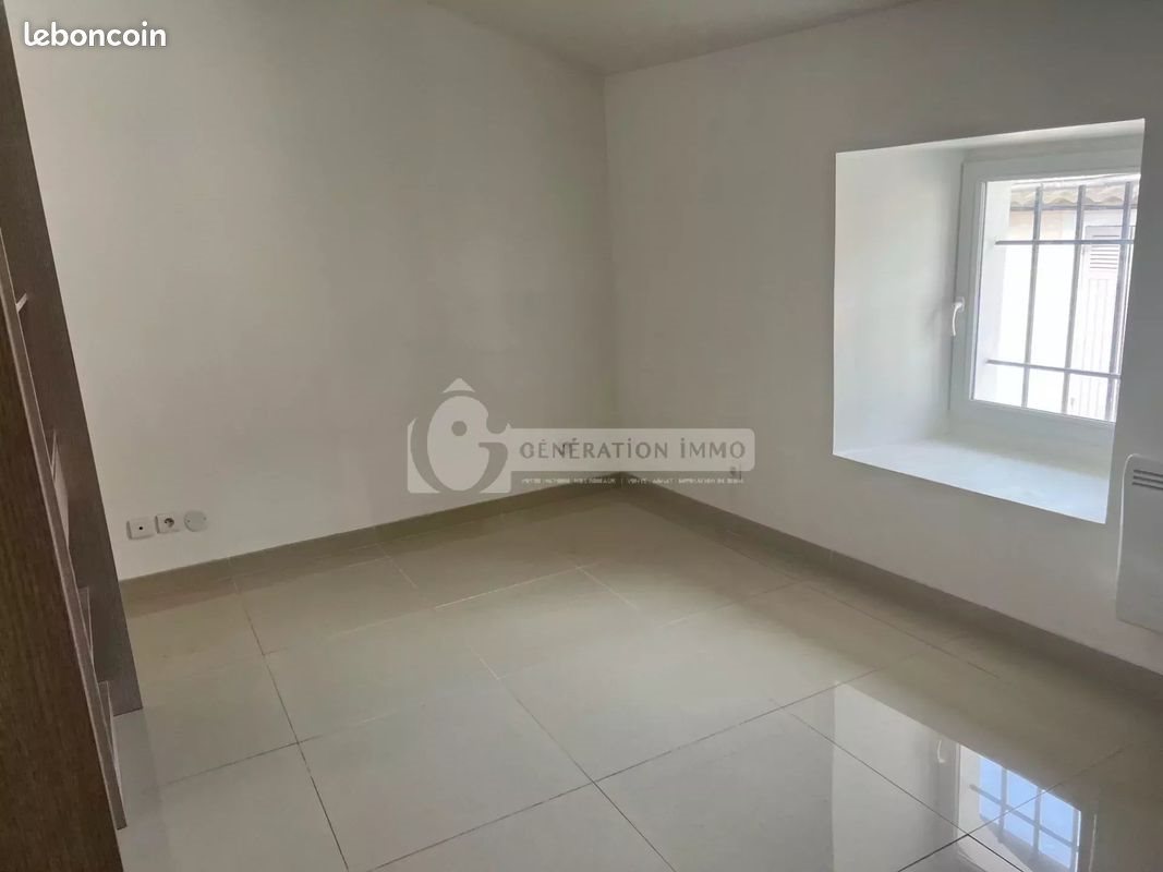 Appartement à louer, 80m², Cabannes