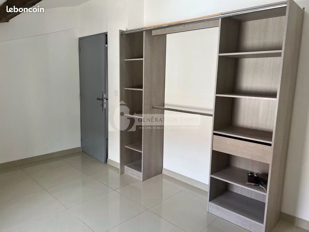 Appartement à louer, 80m², Cabannes