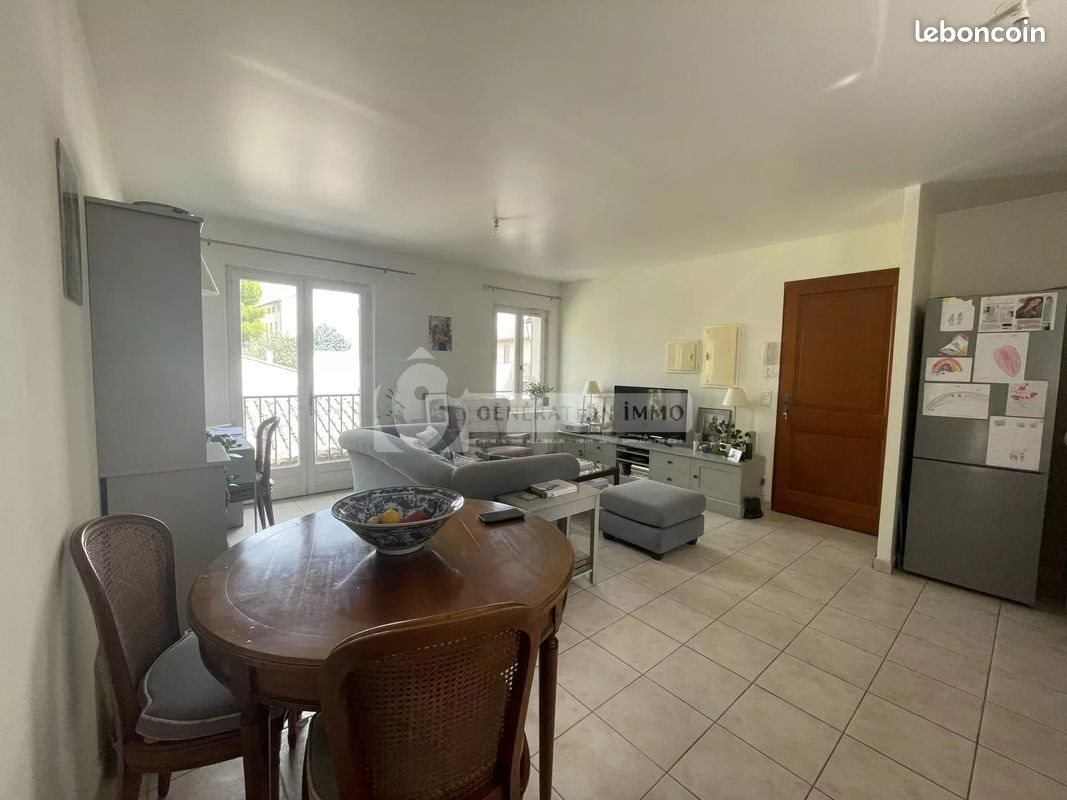 Appartement à louer, 54m², Saint-Rémy-de-Provence