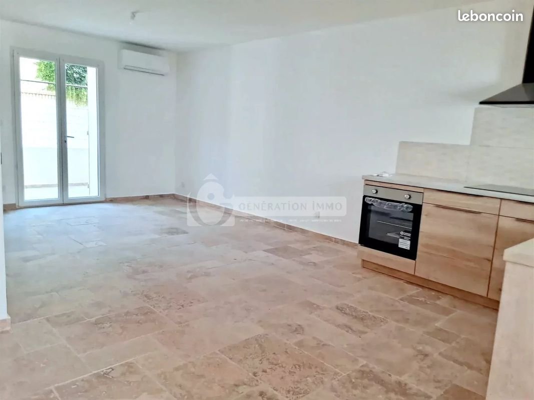 Maison à louer, 56m², Arles