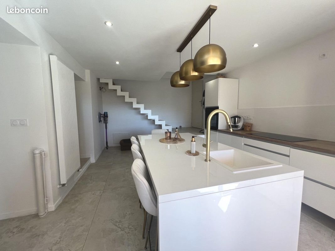 Maison à vendre, 163m², Saint-Uze