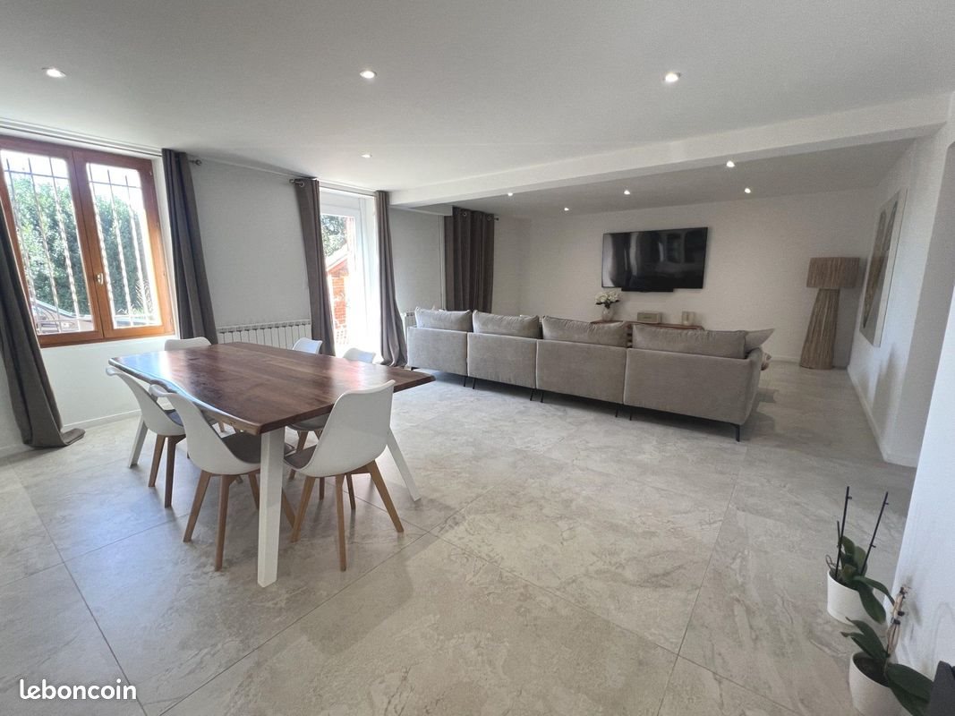 Maison à vendre, 163m², Saint-Uze