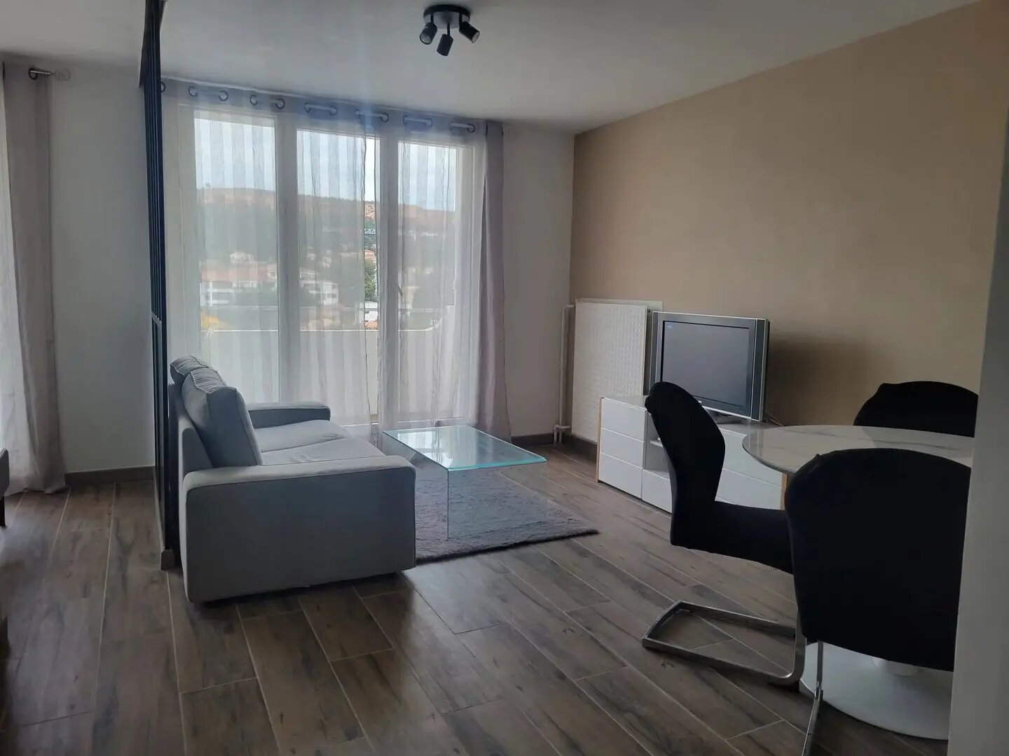 Appartement à louer, 33m², Vitrolles