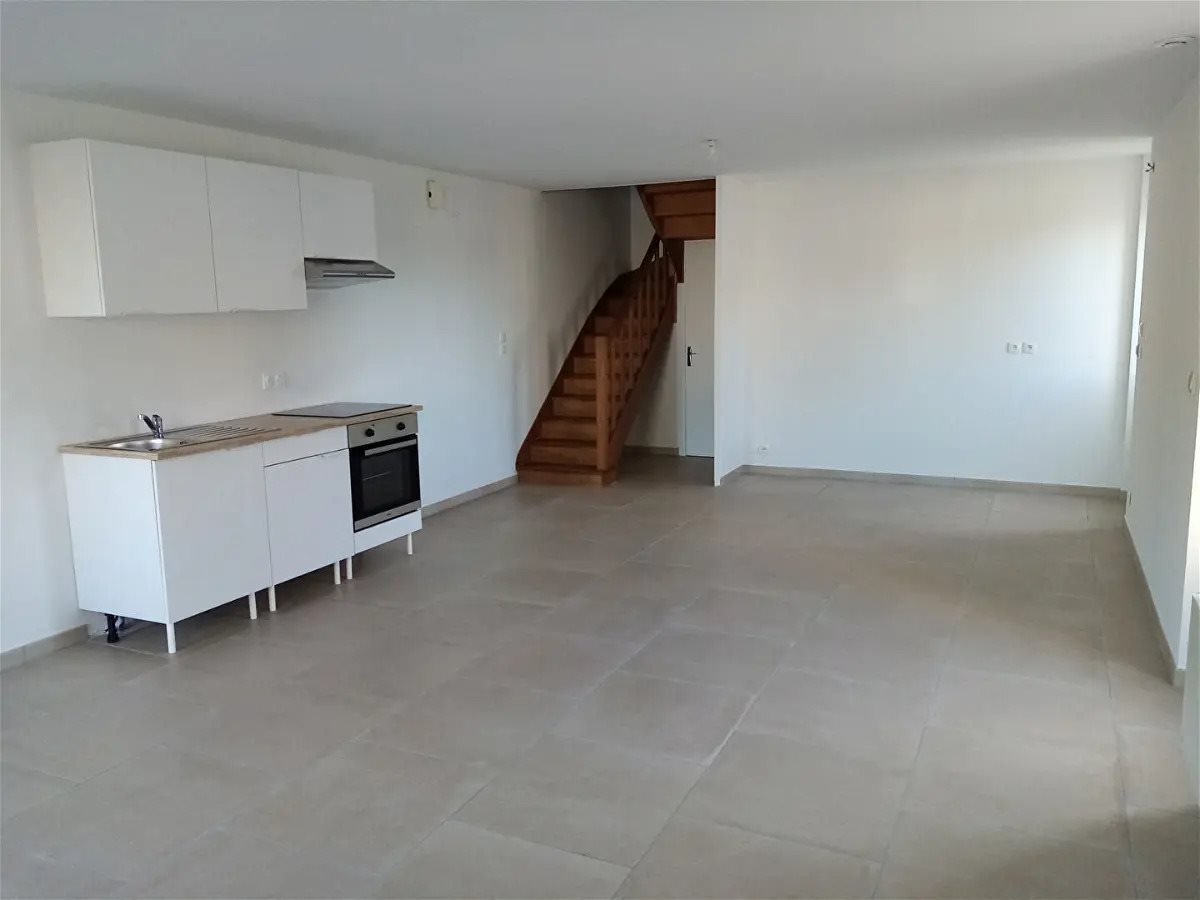 Maison à louer, 78m², Les Cerqueux