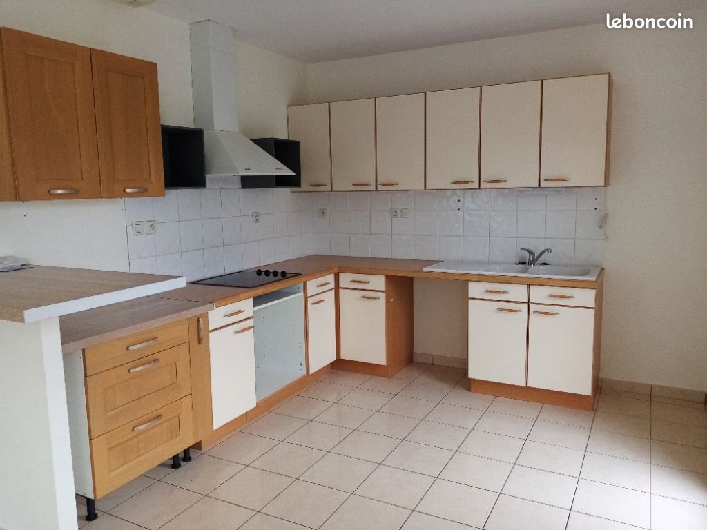 Maison à louer, 89m², Chemillé