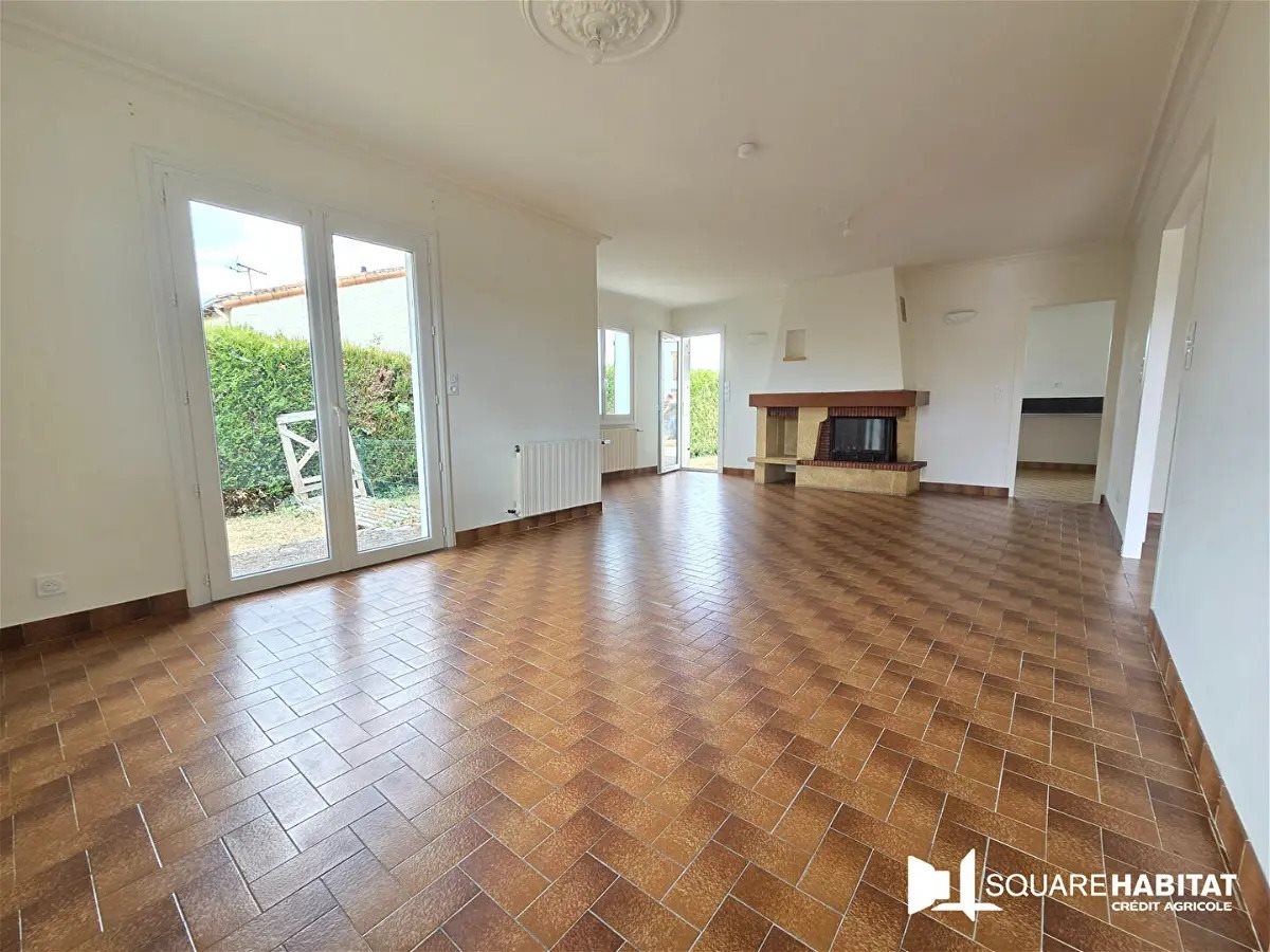 Maison à vendre, 121m², Nuaillé