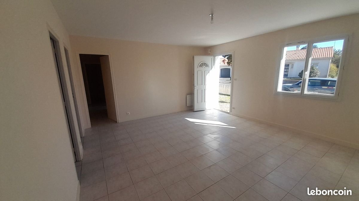 Maison à louer, 77m², Jallais