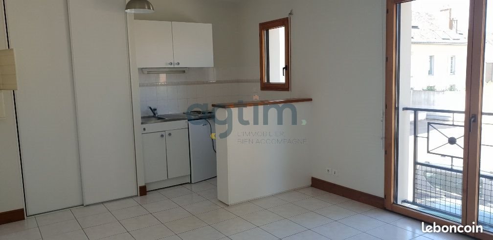 Appartement à louer, 26m², La Roche-sur-Yon