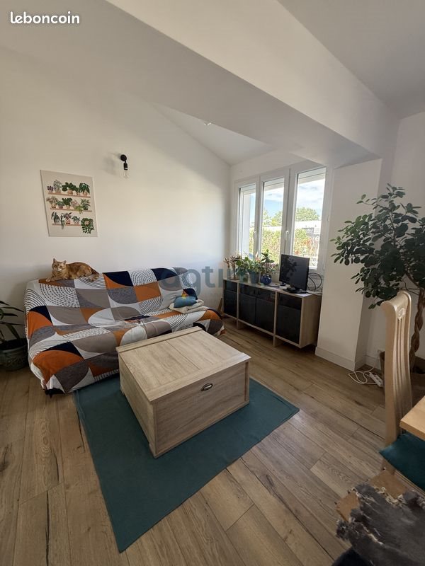 Maison à louer, 81m², Montaigu