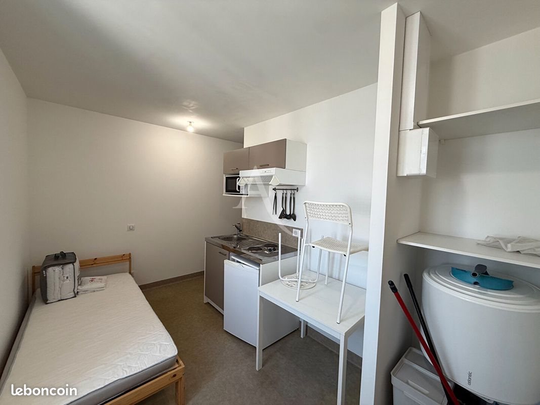 Appartement à louer, 14m², La Roche-sur-Yon