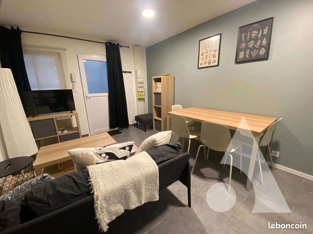 Appartement à louer, 26m², Dole