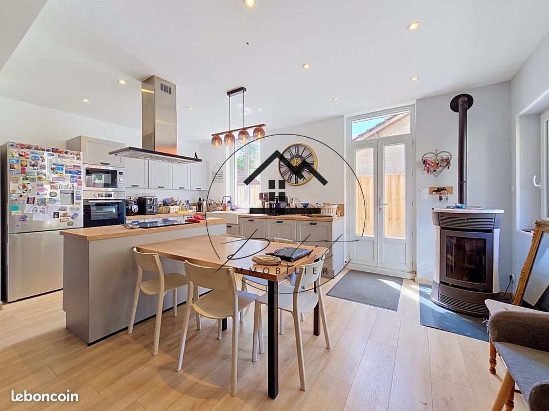 Maison à vendre, 107m², Mouy