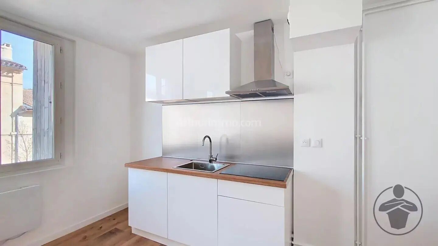 Appartement à louer, 30m², Saint-Médard-de-Guizières