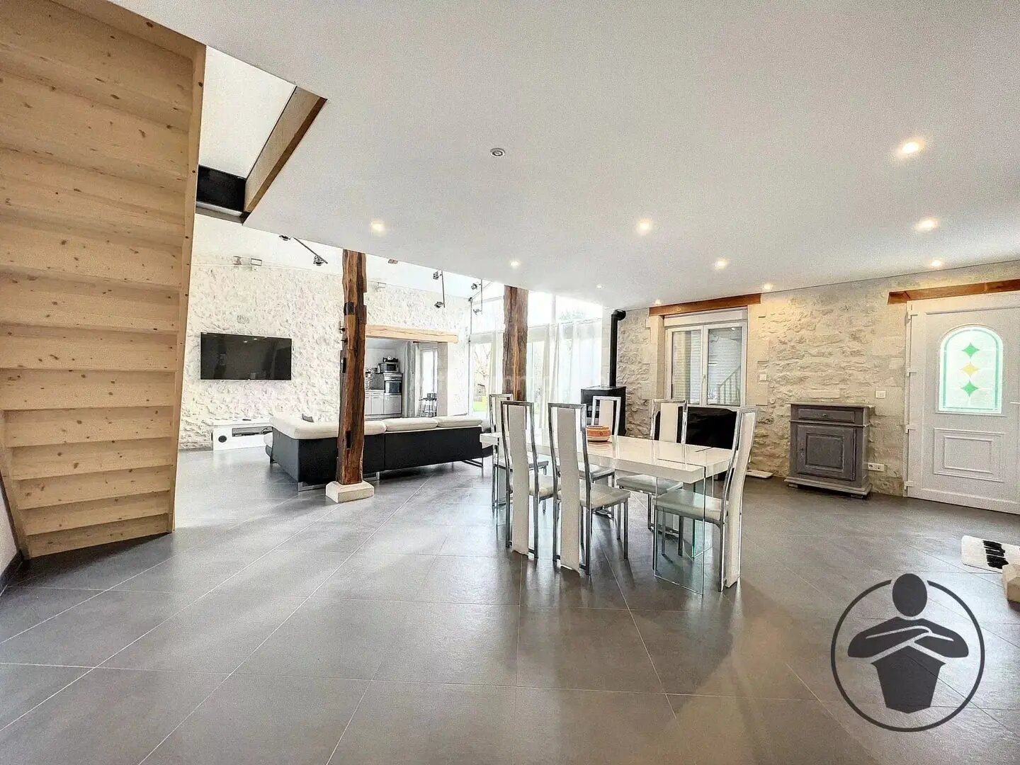 Maison à vendre, 168m², Saint-Aigulin