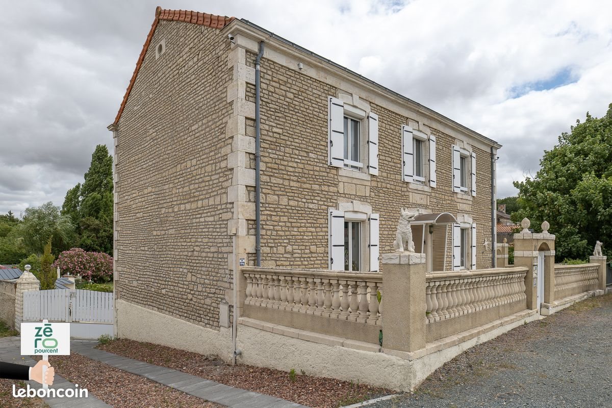 Maison à vendre, 162m², Mouzeuil-Saint-Martin