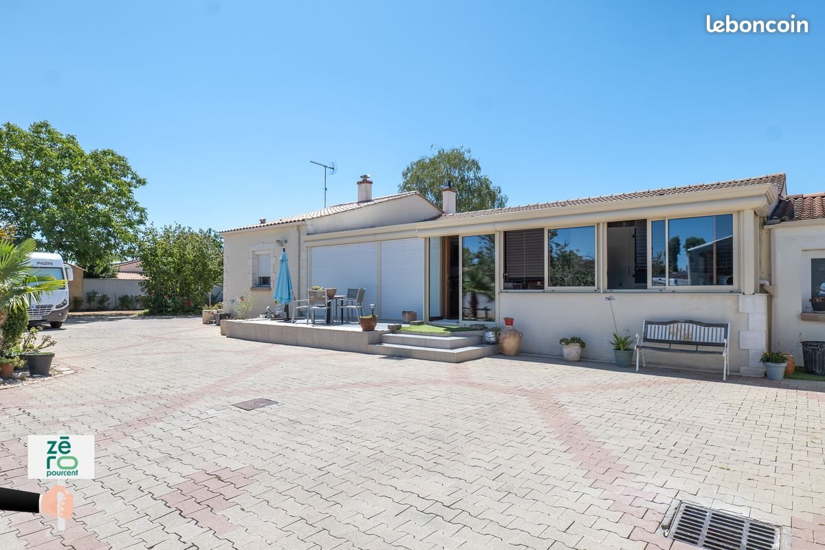 Maison à vendre, 174m², Champagné-les-Marais