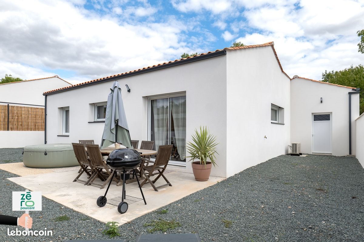 Maison à vendre, 77m², Bessay