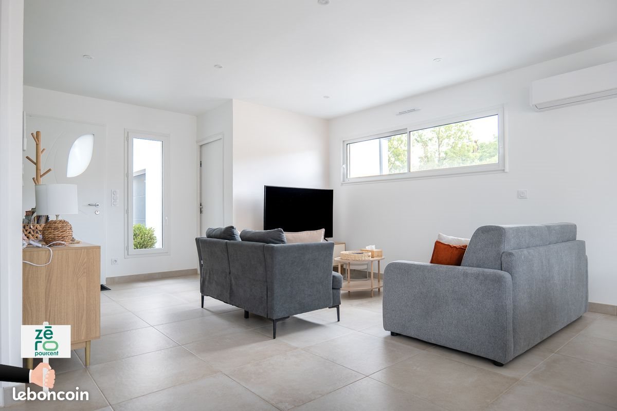 Maison à vendre, 77m², Bessay